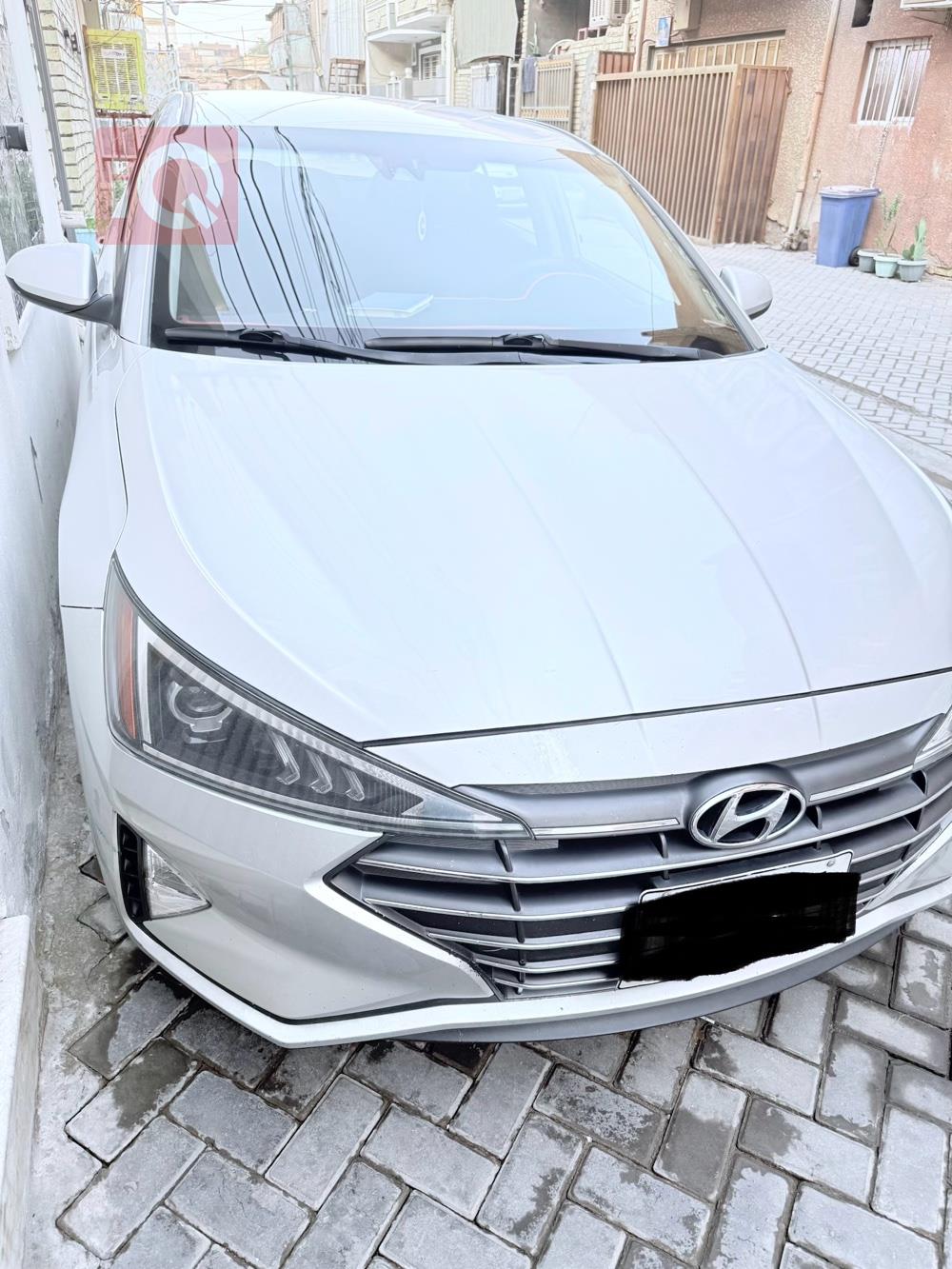 هيونداي النترا